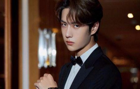 肖战王一博最新爆料肖战,揭秘两人幕后故事与精彩瞬间 第2张 肖战王一博最新爆料肖战,揭秘两人幕后故事与精彩瞬间 第2张